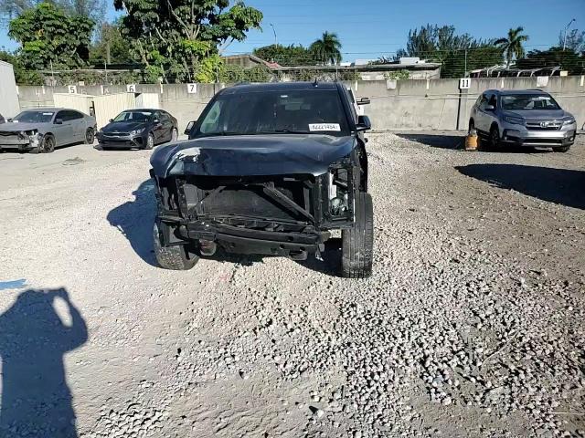 2019 GMC Yukon - Image 15
