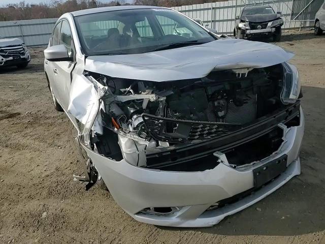 2019 Nissan Sentra - Image 10
