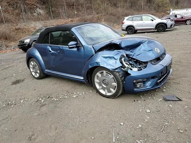 2018 Volkswagen Beetle - Image 13