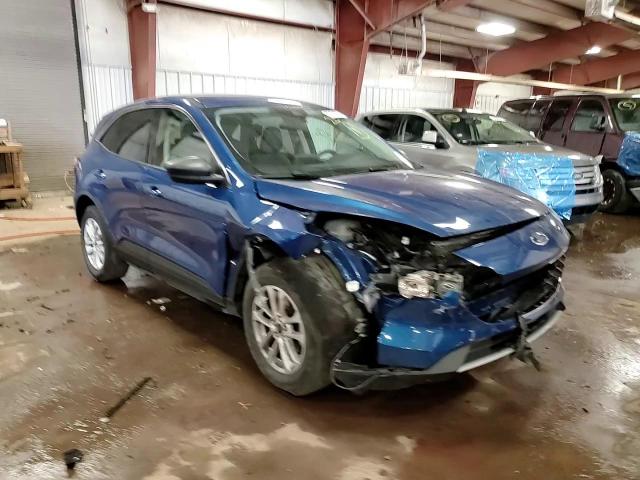 2022 Ford Escape - Image 14