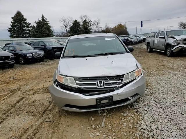 2011 Honda Odyssey - Image 11
