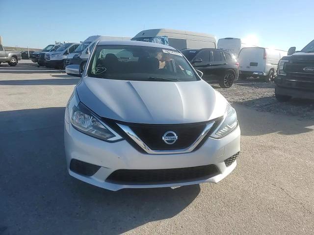 2016 Nissan Sentra - Image 11