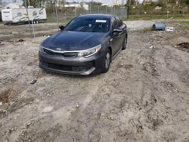 2017 Kia Optima - Image 10