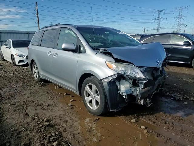 2013 Toyota Sienna Le VIN: 5TDKK3DCXDS293241 Lot: 79427774