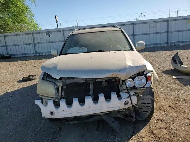 2001 Toyota Highlander - Image 12