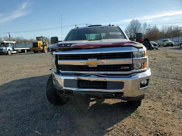 2016 Chevrolet Silverado - Image 11