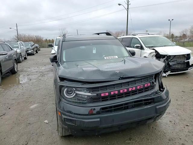 2022 Ford Bronco - Image 11