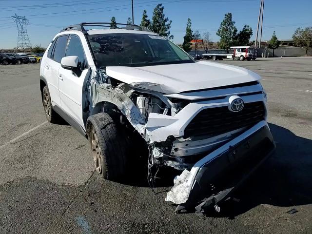 2023 Toyota RAV 4 - Image 11