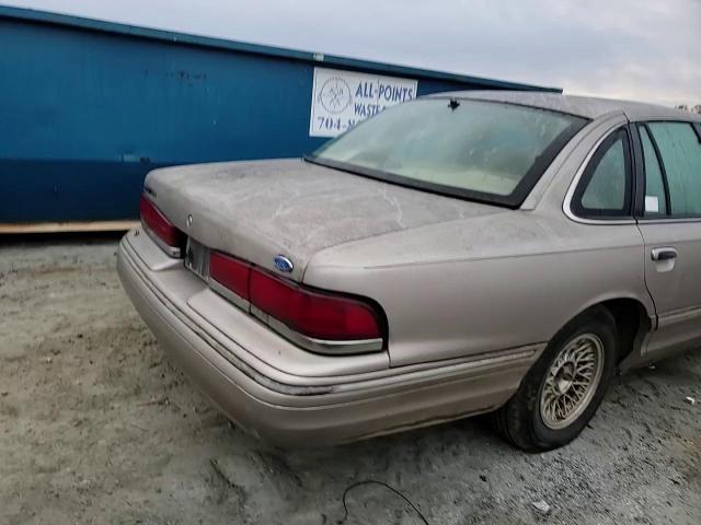 1995 Ford Crown Victoria Lx VIN: 2FALP74W2SX109926 Lot: 77365174