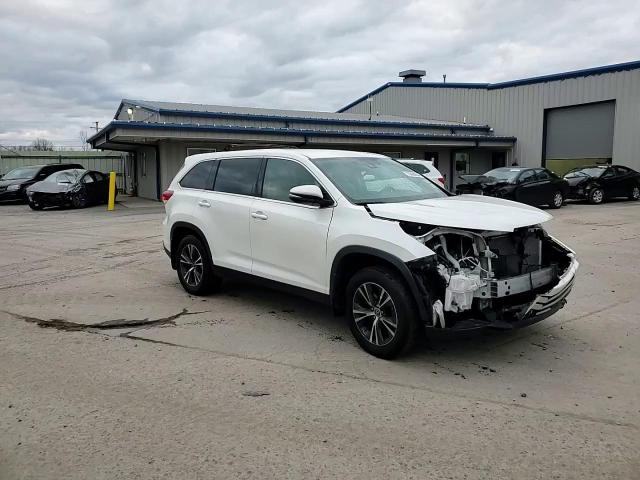 2019 Toyota Highlander - Image 15