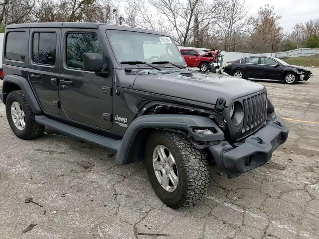 2018 Jeep Wrangler - Image 11
