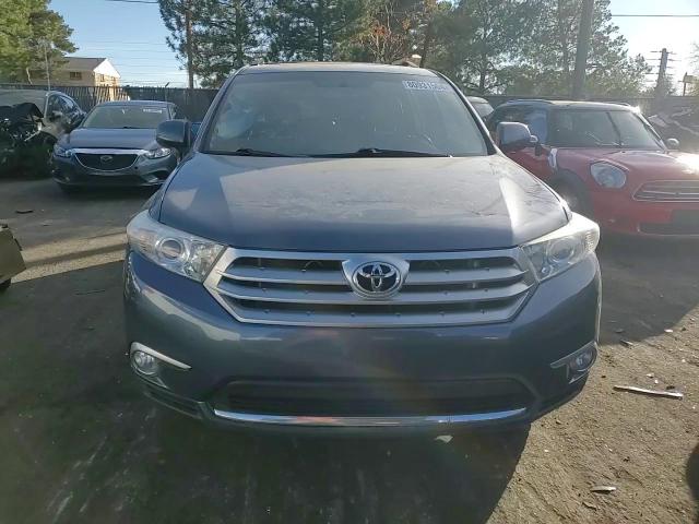 2012 Toyota Highlander - Image 10