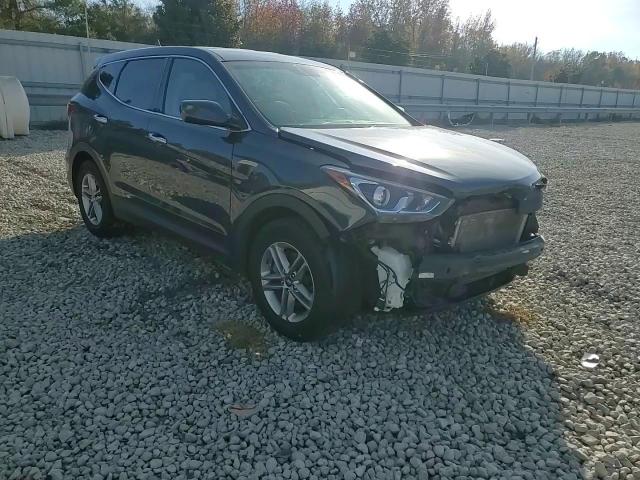 2018 Hyundai Santa Fe - Image 12