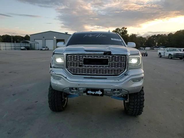 2017 GMC Sierra - Image 11