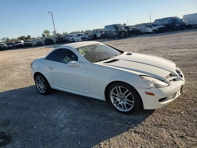 2007 Mercedes-Benz Slk 280 VIN: WDBWK54F27F163187 Lot: 80689934