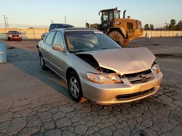2000 Honda Accord - Image 10