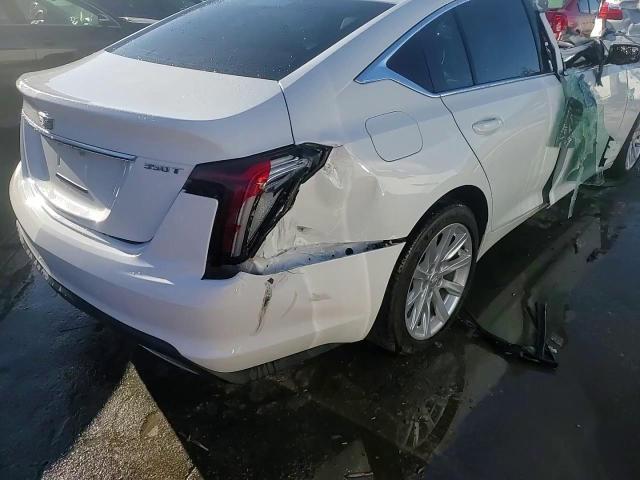 2020 Cadillac Ct5 Luxury VIN: 1G6DM5RKXL0152351 Lot: 80843234