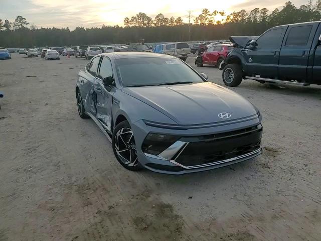 2024 Hyundai Sonata - Image 11