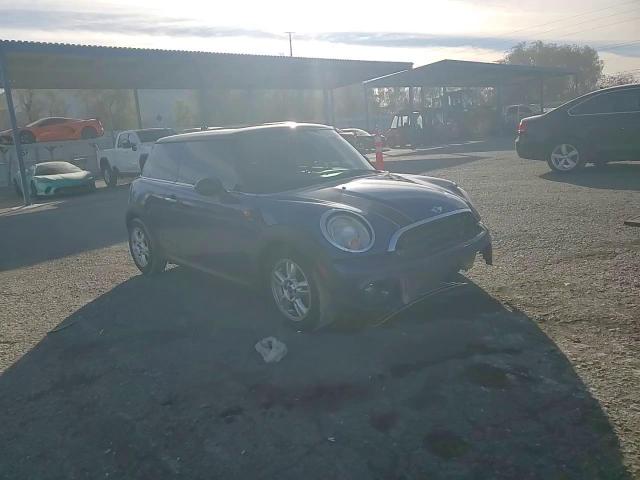 2013 Mini Cooper VIN: WMWSU3C57DT684097 Lot: 83036174