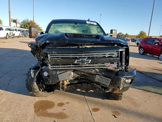 2017 Chevrolet Silverado - Image 10
