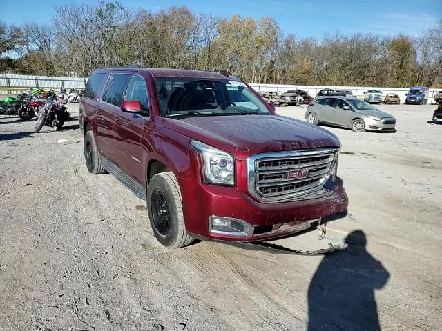 2017 GMC Yukon - Image 12