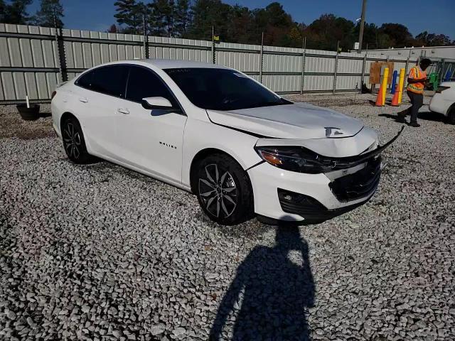 2020 Chevrolet Malibu - Image 13