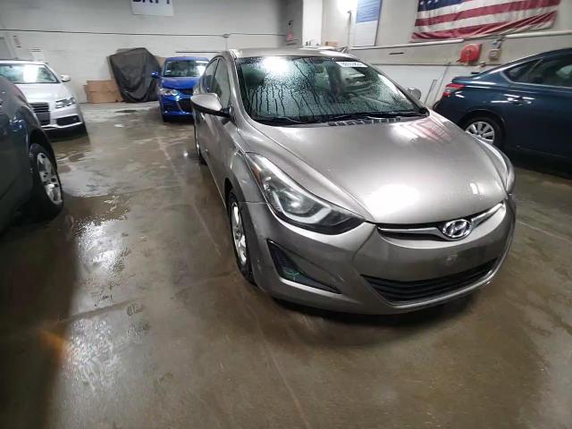 2014 Hyundai Elantra - Image 13