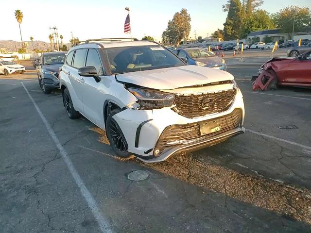 2023 Toyota Highlander L VIN: 5TDKDRAH2PS507706 Lot: 80708794