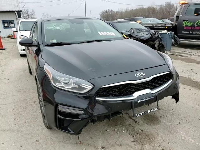 2019 Kia Forte - Image 13