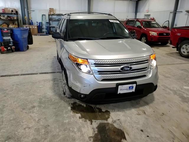 2013 Ford Explorer - Image 12