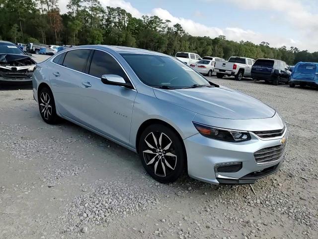 2017 Chevrolet Malibu - Image 13