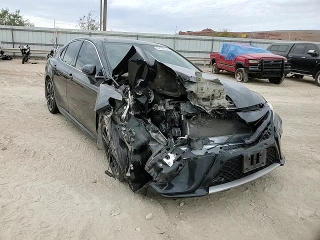 2020 Toyota Camry - Image 11