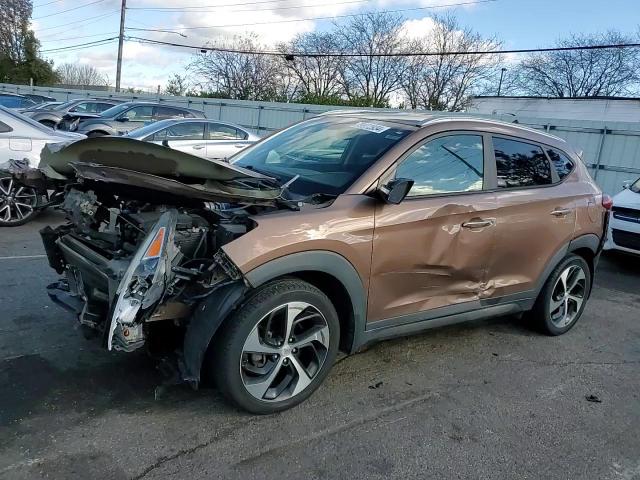 2016 Hyundai Tucson - Image 11