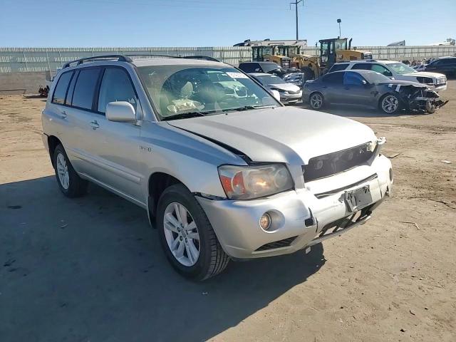 2006 Toyota Highlander - Image 12