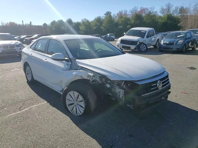 2019 Volkswagen Jetta - Image 10