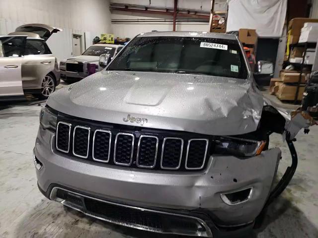 2019 Jeep Grand Cherokee - Image 11