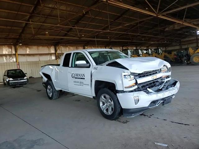 2016 Chevrolet Silverado K1500 Lt VIN: 1GCVKREC8GZ330515 Lot: 80328174