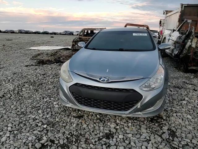 2015 Hyundai Sonata - Image 11