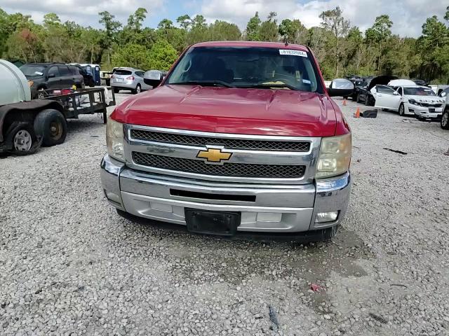 2013 Chevrolet Silverado - Image 13
