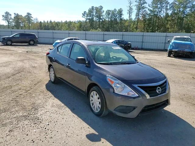 2015 Nissan Versa - Image 14