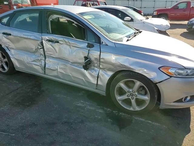2015 Ford Fusion - Image 11