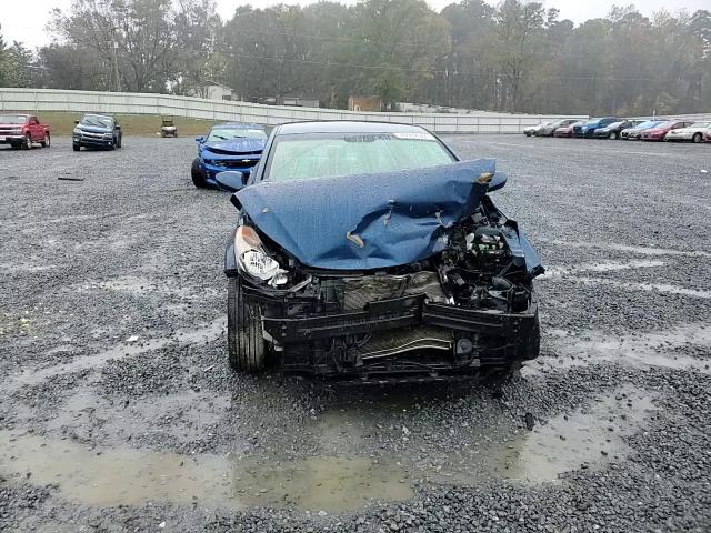 2013 Hyundai Elantra - Image 10