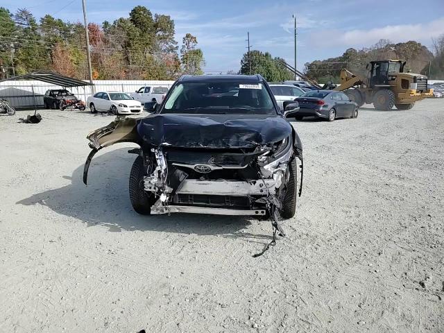 2021 Toyota Highlander - Image 11