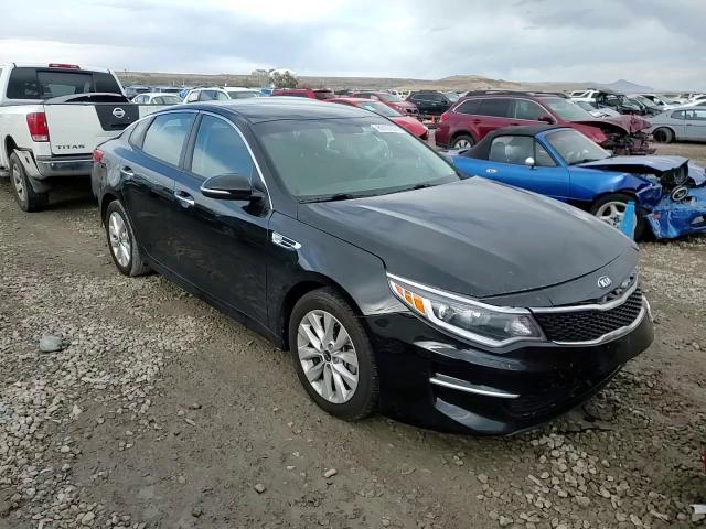 2018 Kia Optima Lx VIN: 5XXGT4L39JG270072 Lot: 80101974