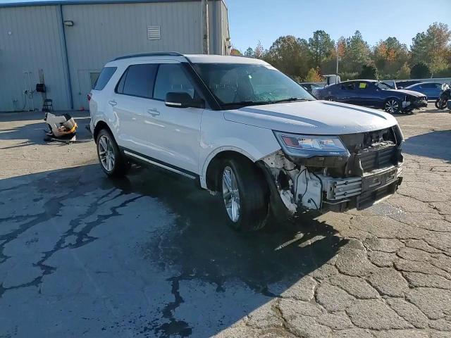 2016 Ford Explorer - Image 15