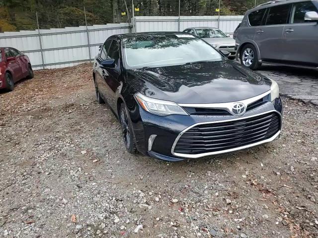 2016 Toyota Avalon - Image 11