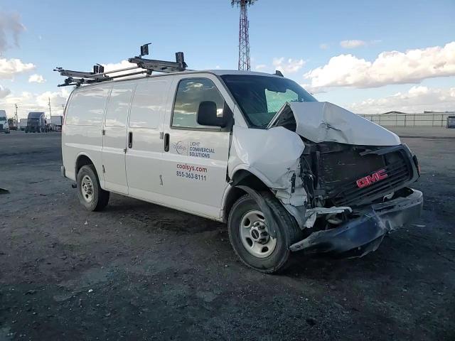 2018 GMC Savana - Image 12
