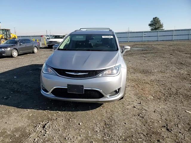 2019 Chrysler Pacifica Touring L VIN: 2C4RC1BG5KR700636 Lot: 79870894