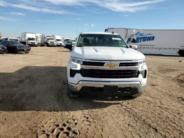 2023 Chevrolet Silverado - Image 11