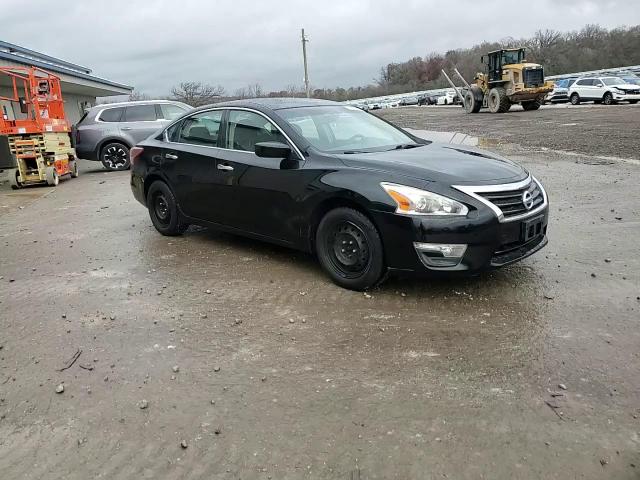 2013 Nissan Altima - Image 13